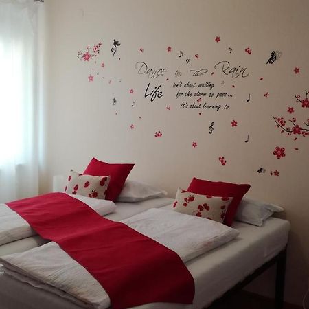 Apartma Ema Изола Екстериор снимка
