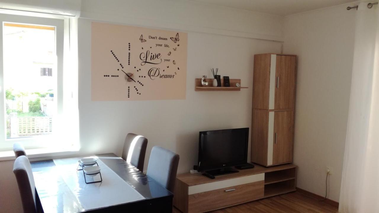 Apartma Ema Изола Екстериор снимка